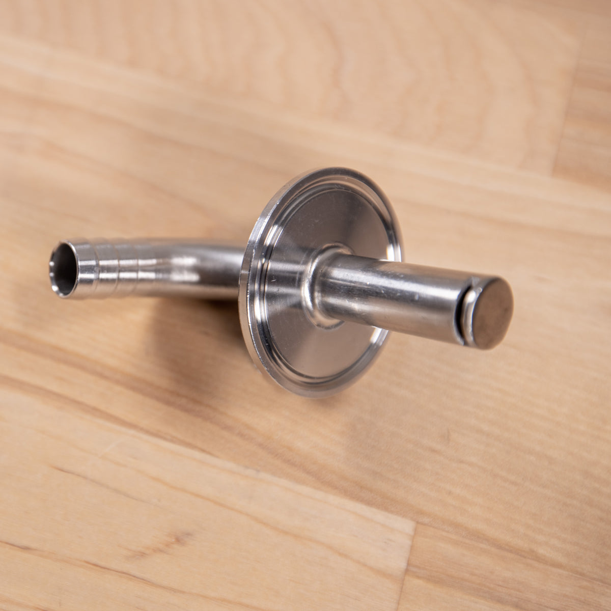 Whirlpool | 1.5&quot; TC to 90° Barb