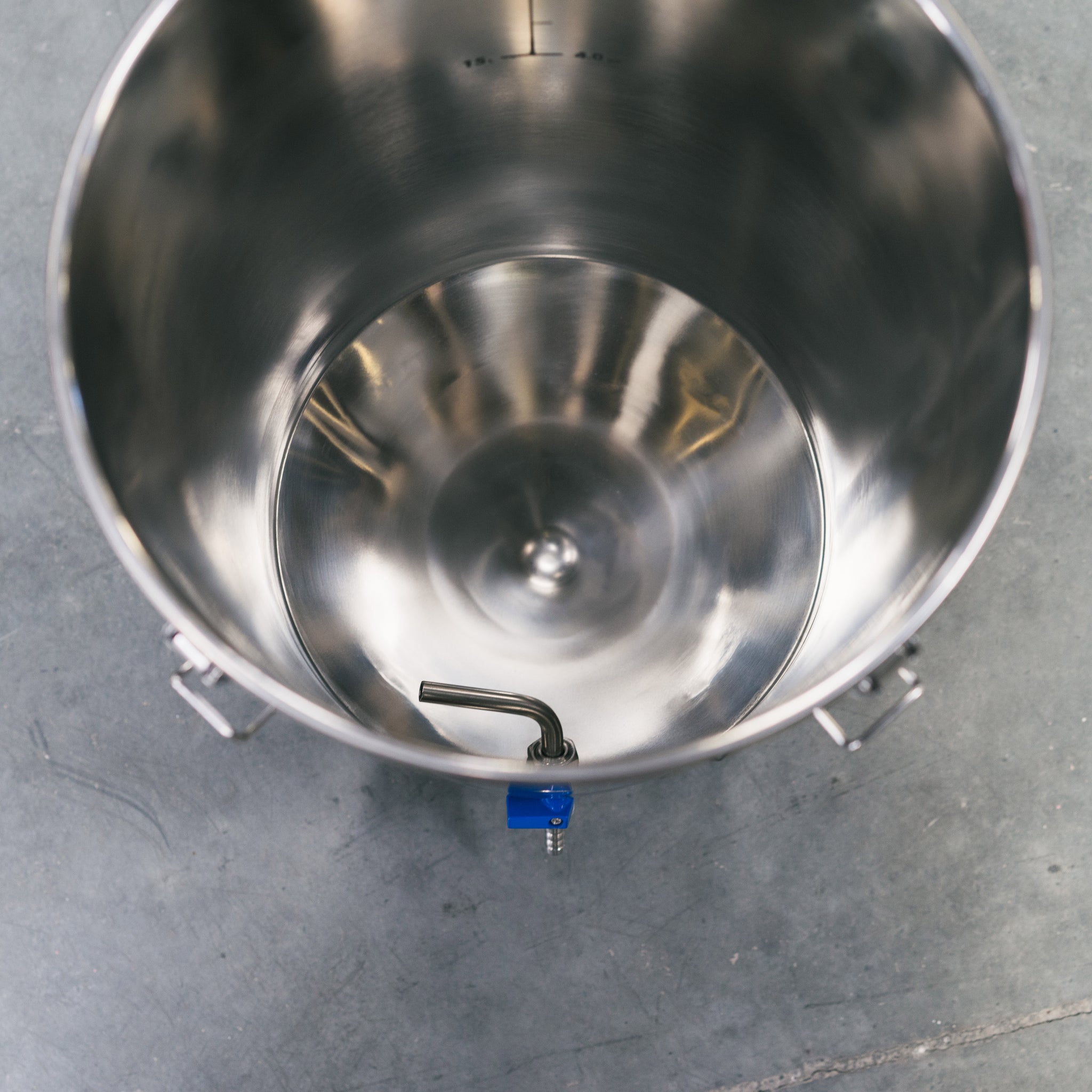 THE BREW BUCKET 7 GALLON 304 STAINLESS STEEL FERMENTER - Ss Brewtech