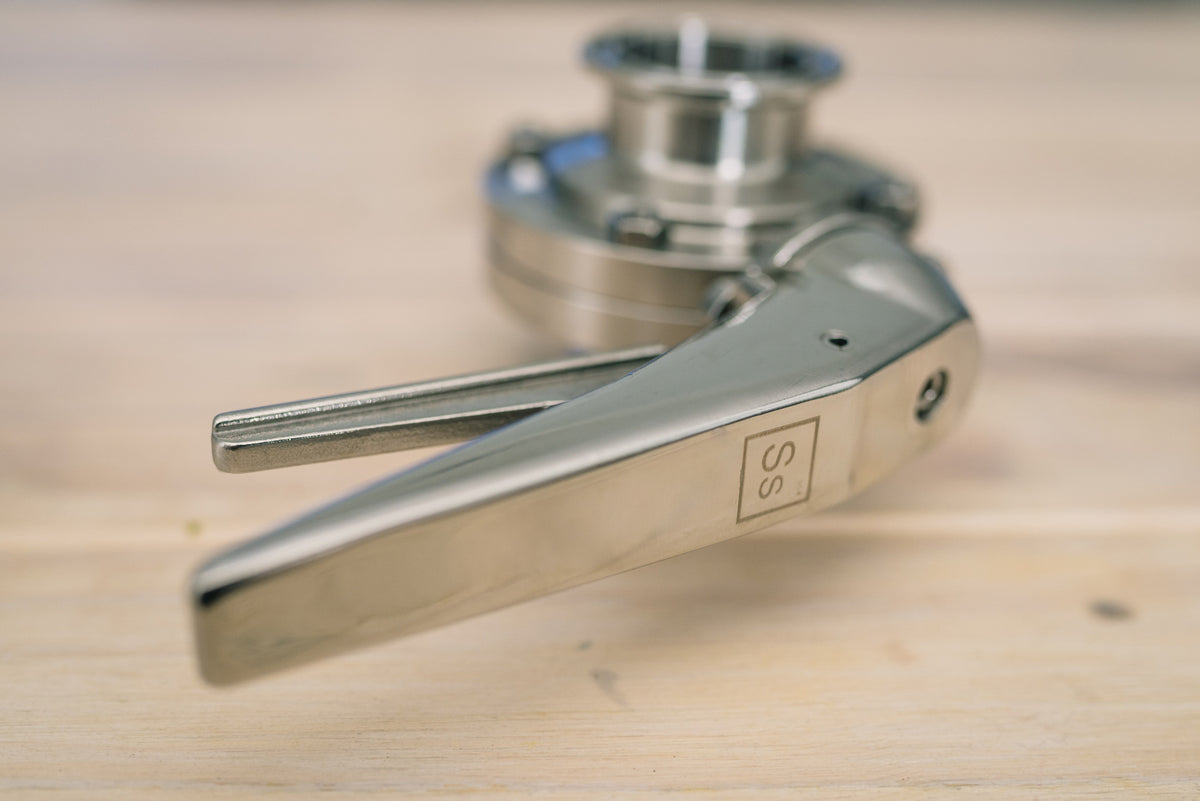 Valve 1.5&quot; TC Squeeze Trigger All Stainless Butterfly SS Brewing Technologies